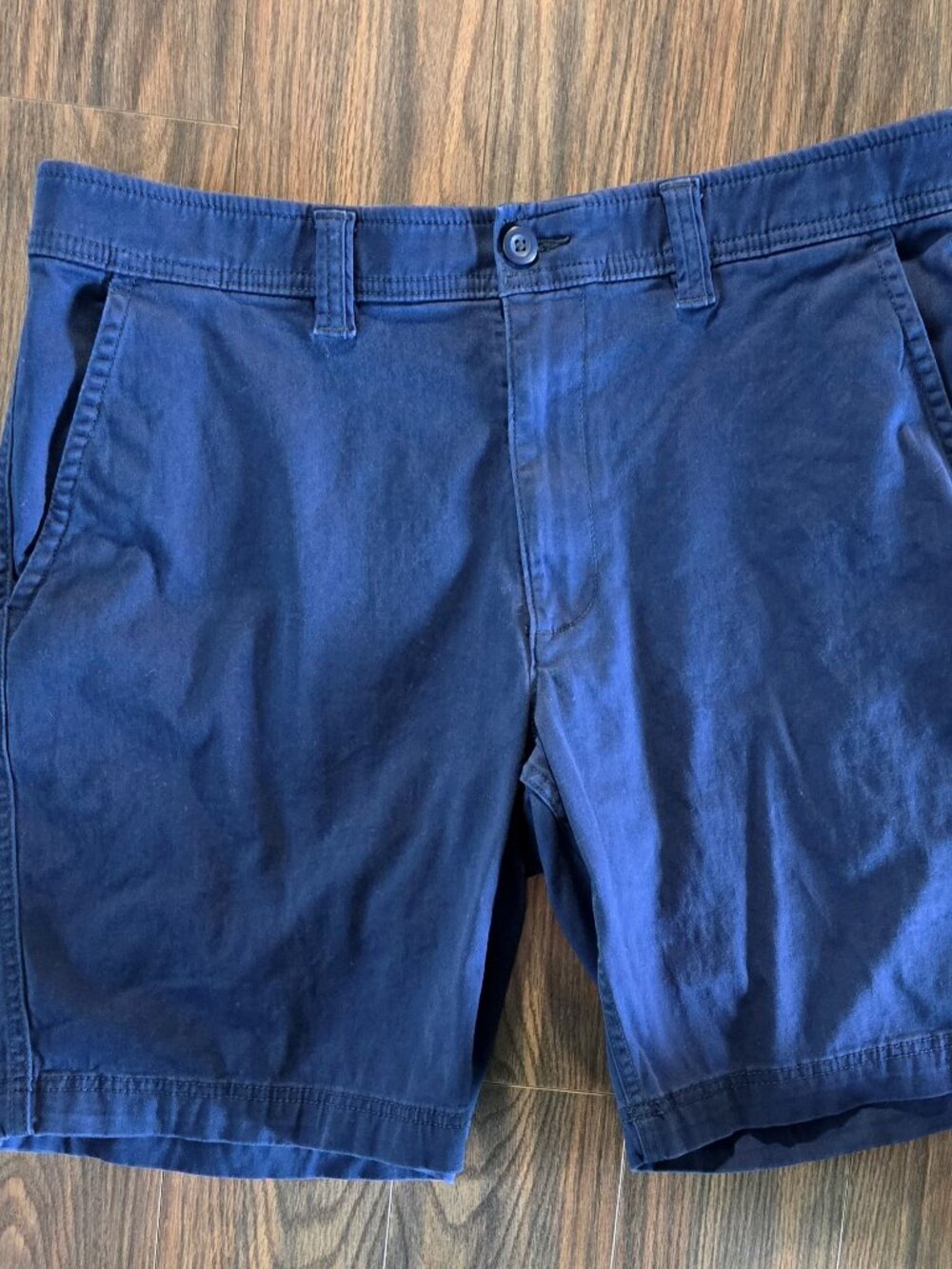 ST. JOHN'S BAY Men's Comfort Stretch Navy Blue Shorts SIZE 38